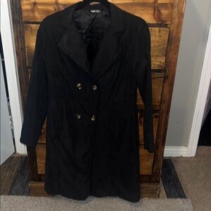 SHEIN Black Trench Coat with Lapels and Fitted Silhouette